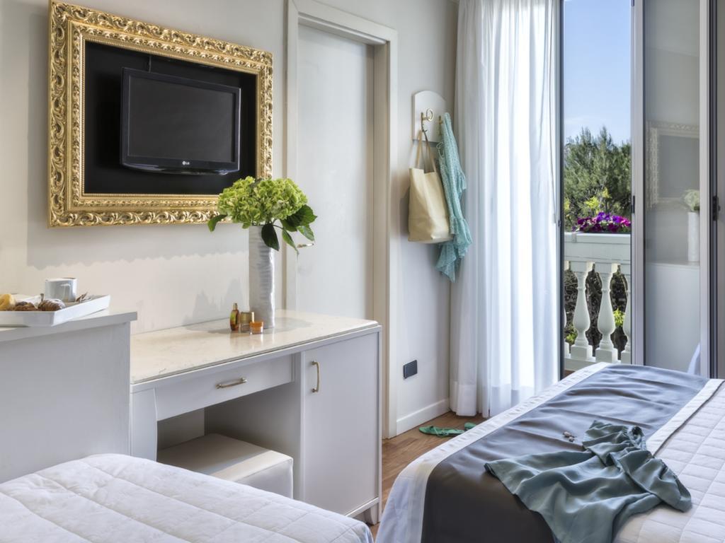 Novecento Suite Hotel Ριτσόνε Εξωτερικό φωτογραφία