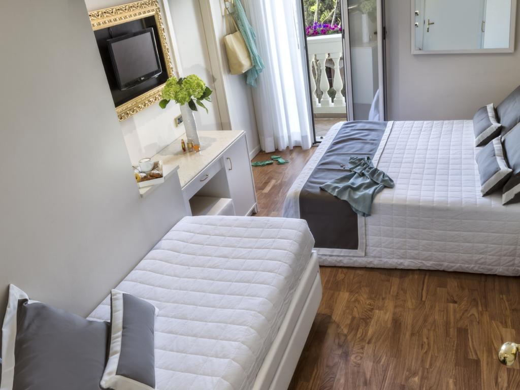 Novecento Suite Hotel Ριτσόνε Εξωτερικό φωτογραφία