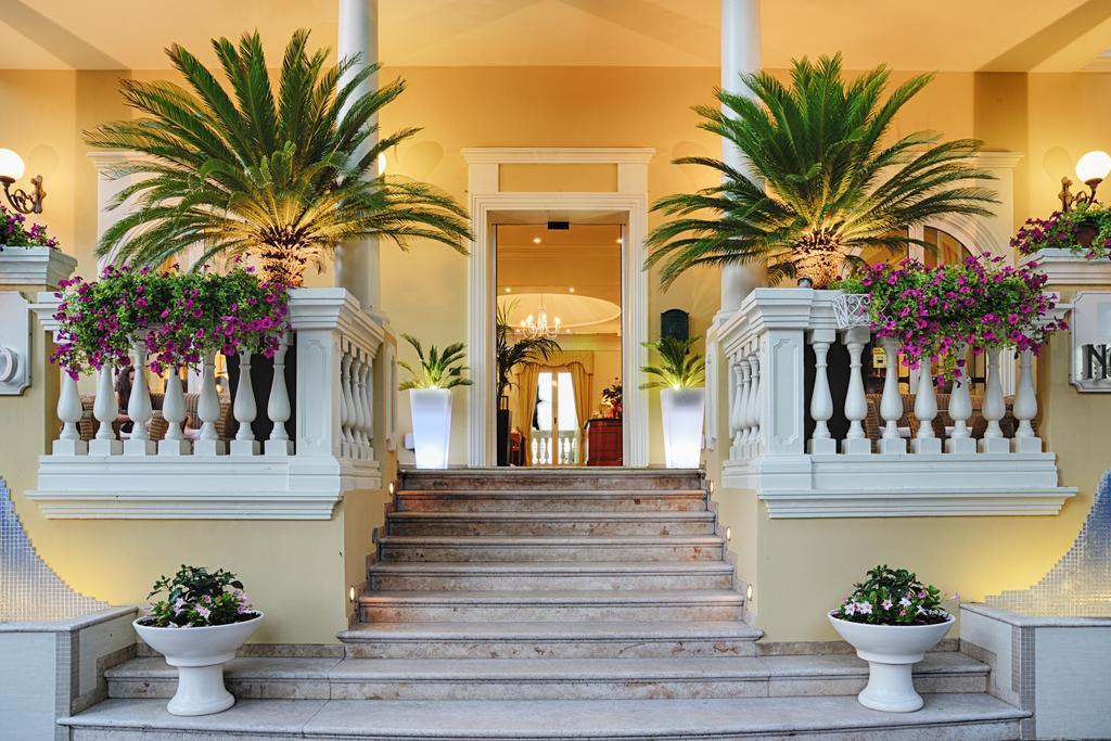 Novecento Suite Hotel Ριτσόνε Εξωτερικό φωτογραφία