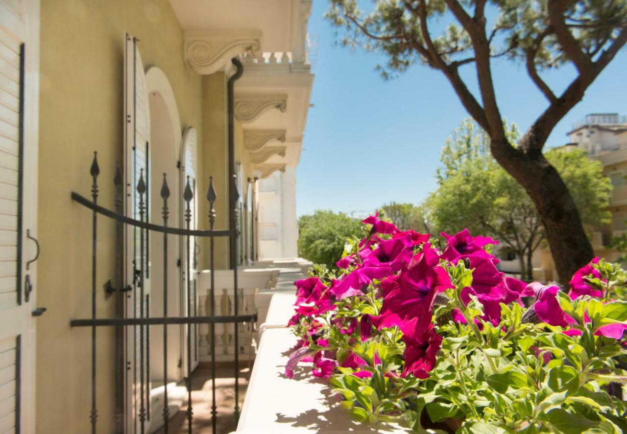 Novecento Suite Hotel Ριτσόνε Εξωτερικό φωτογραφία