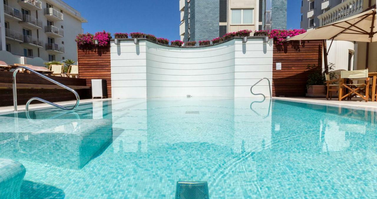 Novecento Suite Hotel Ριτσόνε Εξωτερικό φωτογραφία